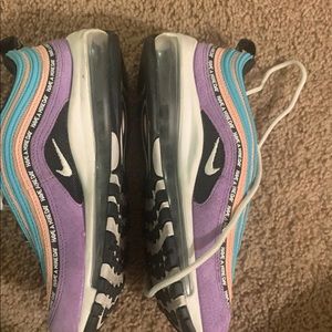 Have a nice day Nike’s size 4y